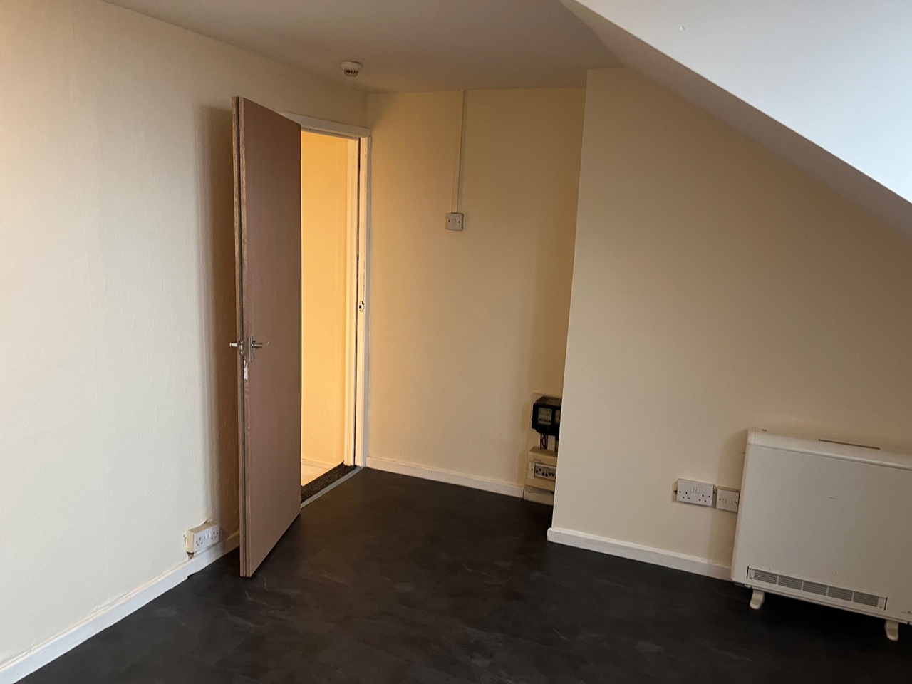 Additional image 3 of 1 Bed Flat, Lady Pit Lane, LS11, N1 7GU