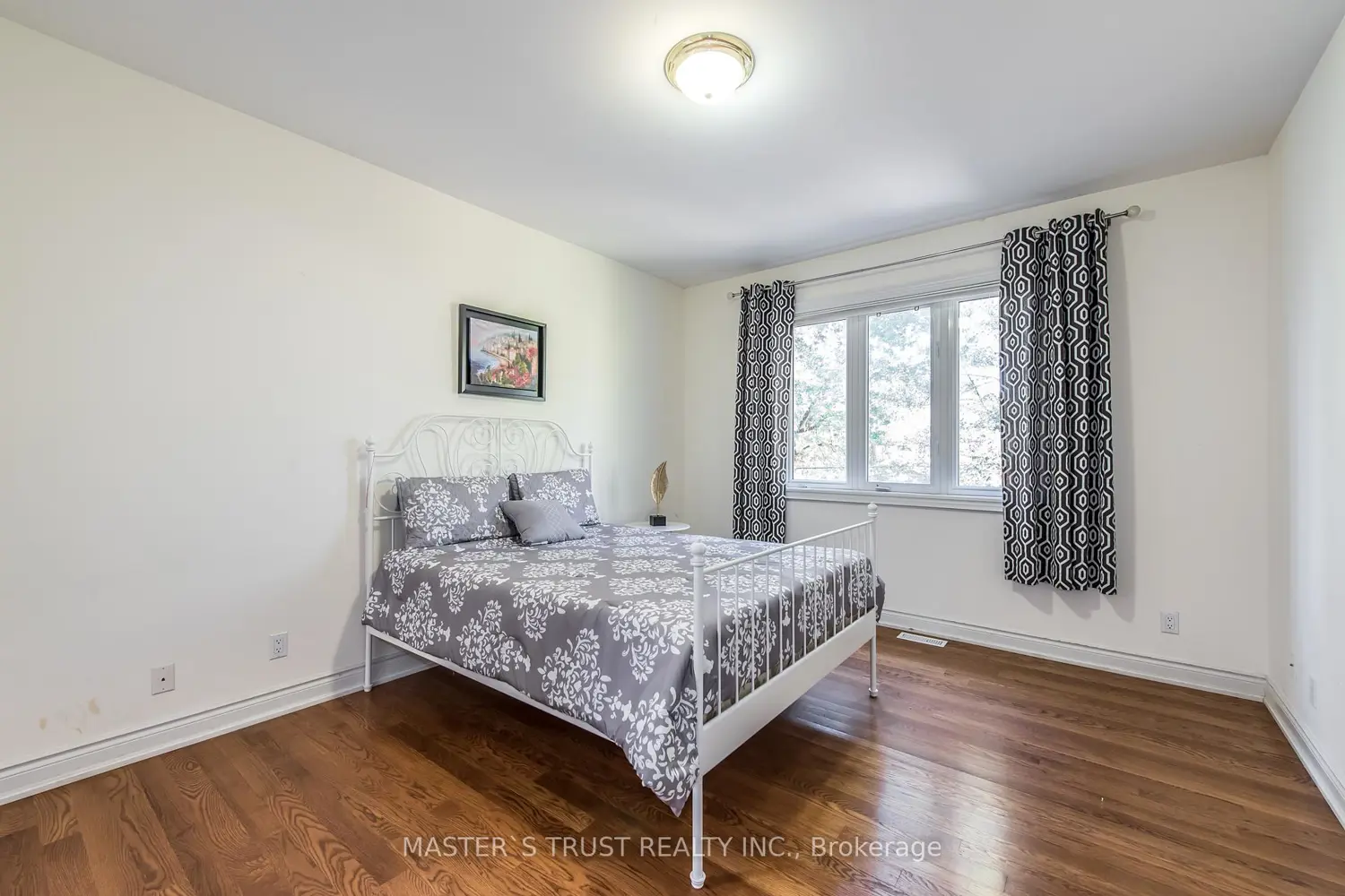 Additional image 13 of 242 Empress Avenue