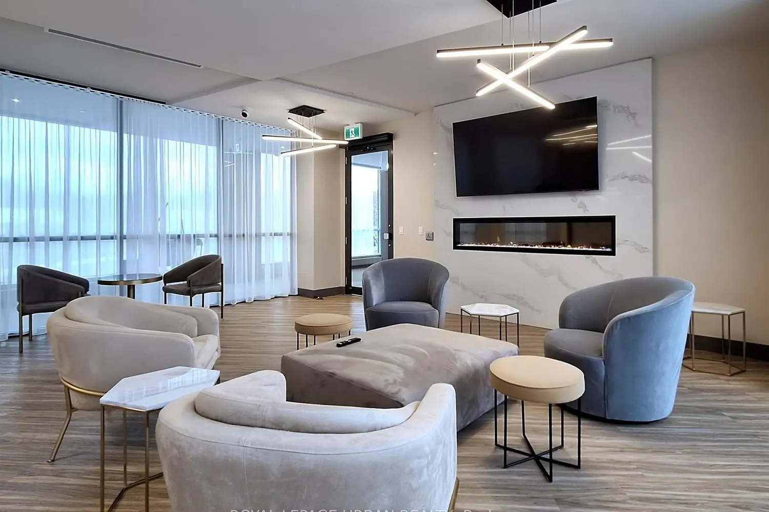 Additional image 12 of 415 Sea Ray Avenue 151