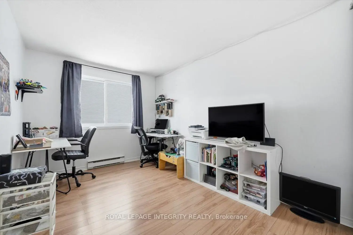 Additional image 16 of 1985 Woods Street