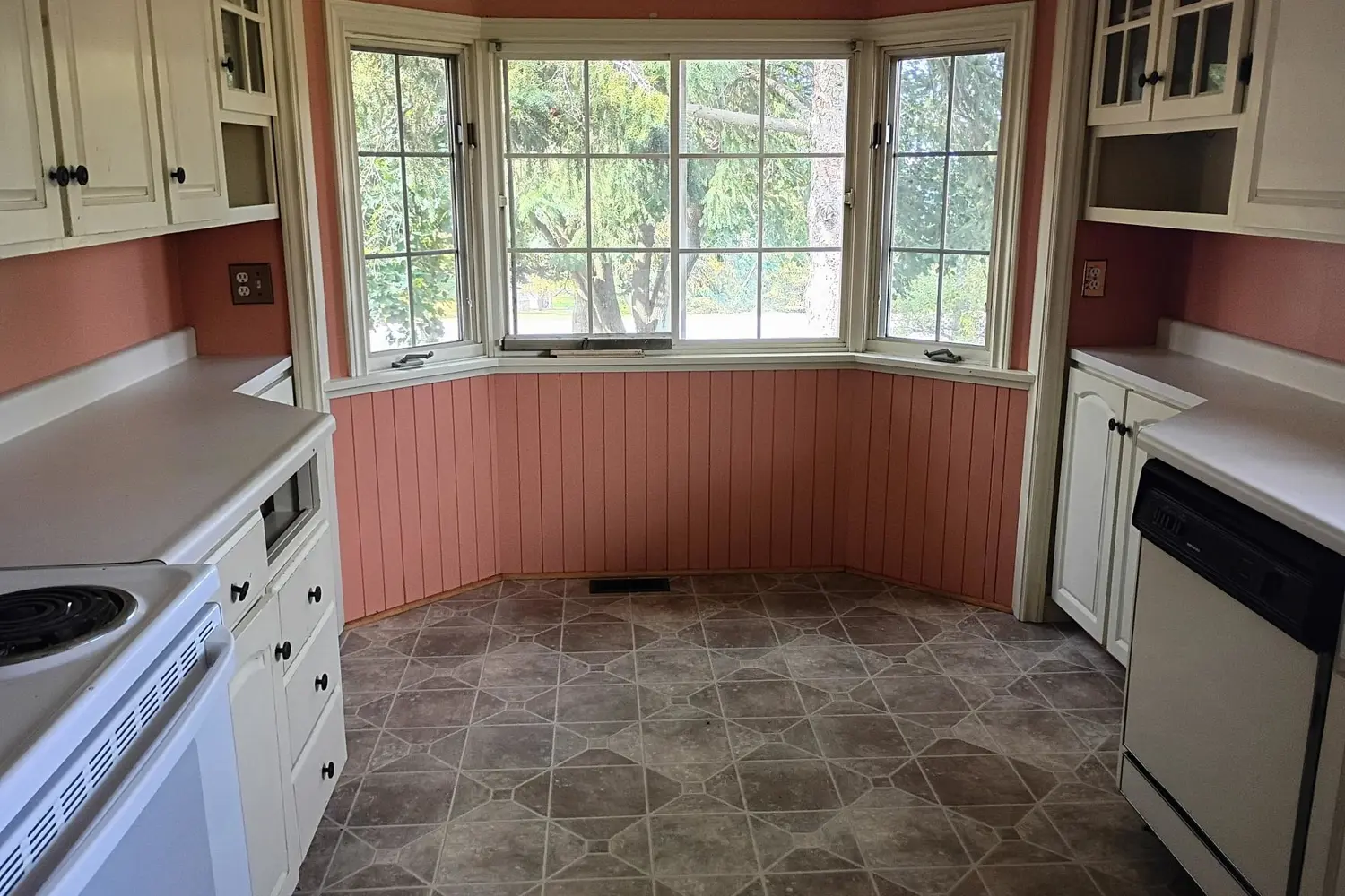 Additional image 8 of 913 Ward Street