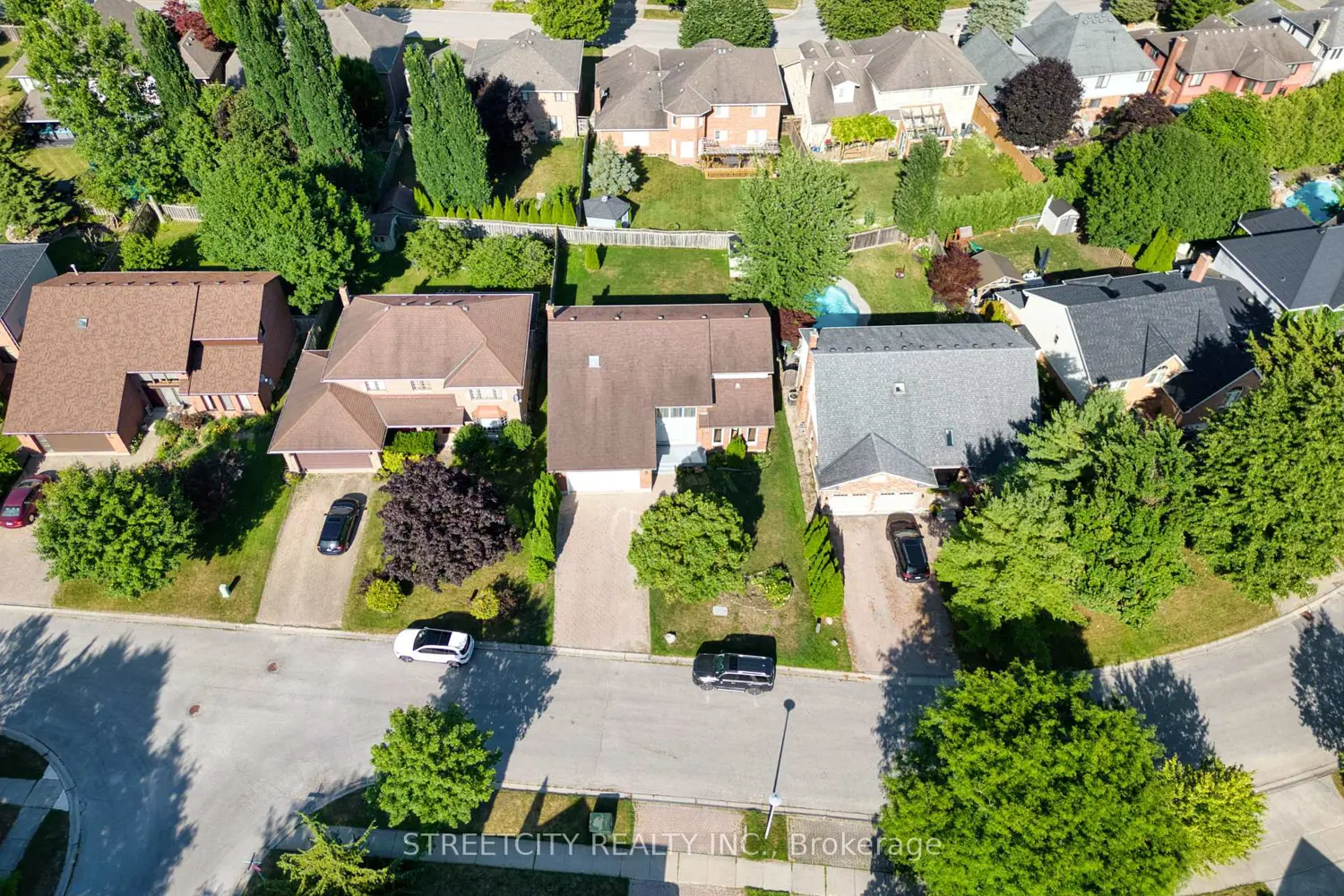 26 Grasmere Crescent photo 4