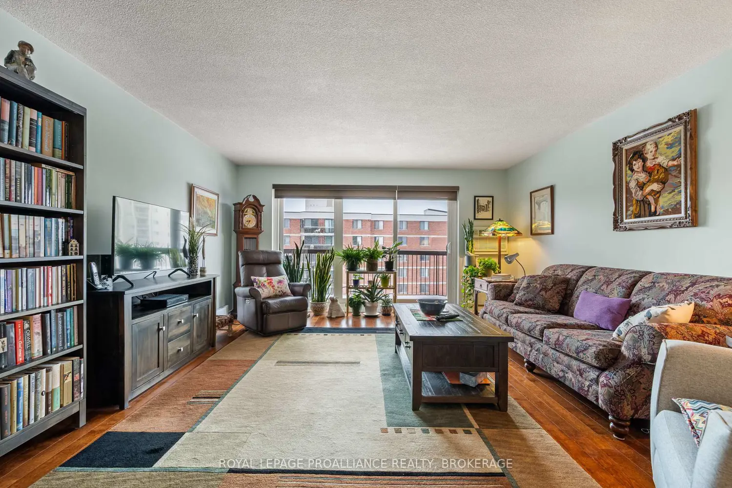 Additional image 10 of 14 Greenview Drive 505