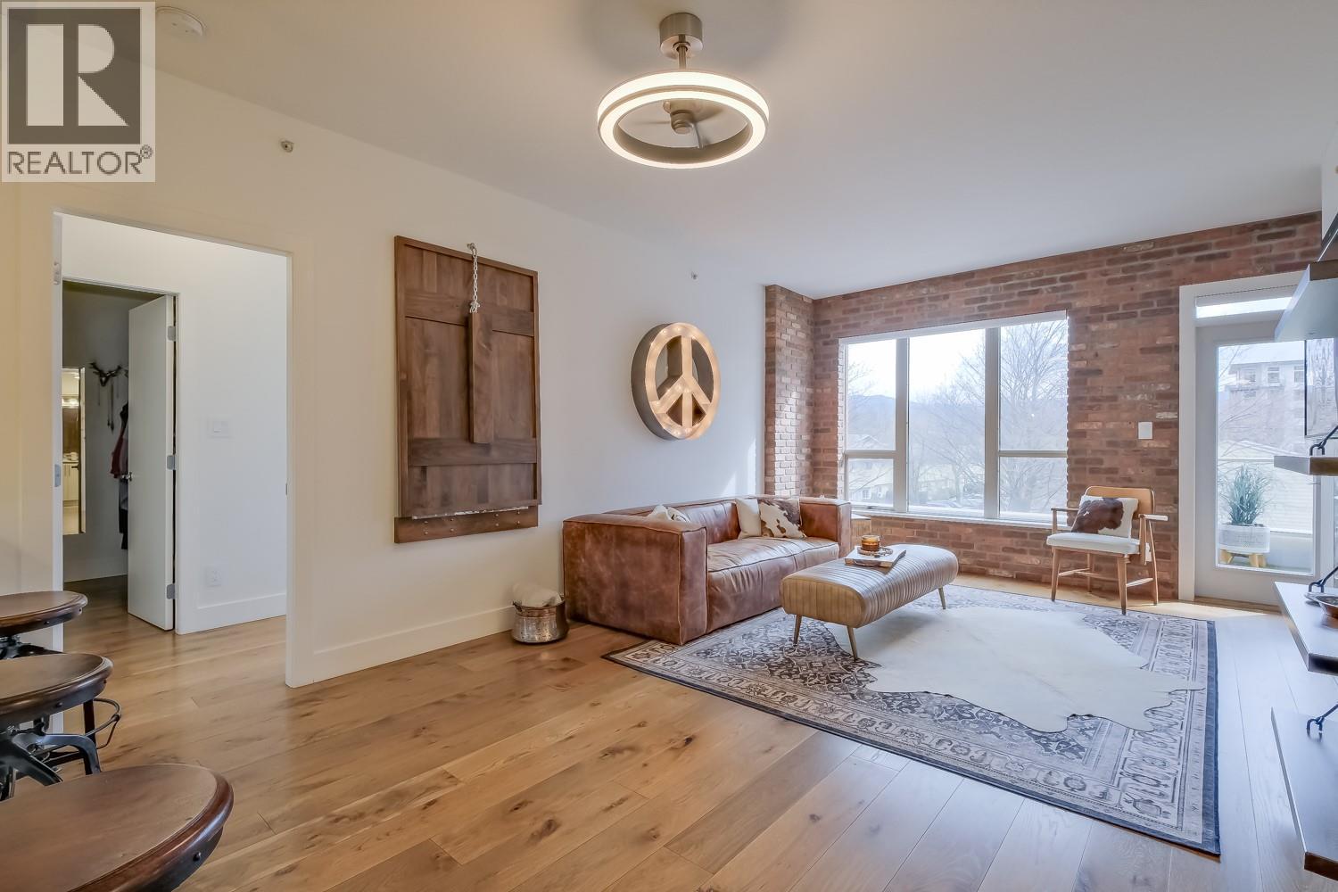 Additional image 3 of 215-1160 Bernard Avenue, Kelowna, BC, V1Y6R2