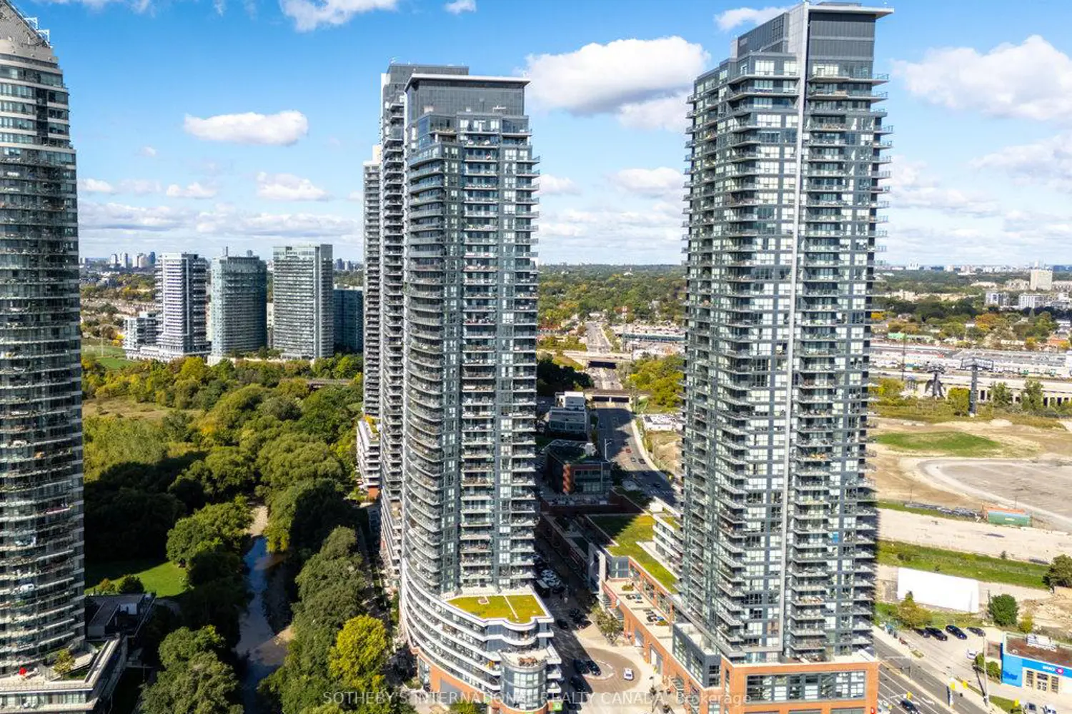 Additional image 12 of 2212 Lake Shore Boulevard 1803