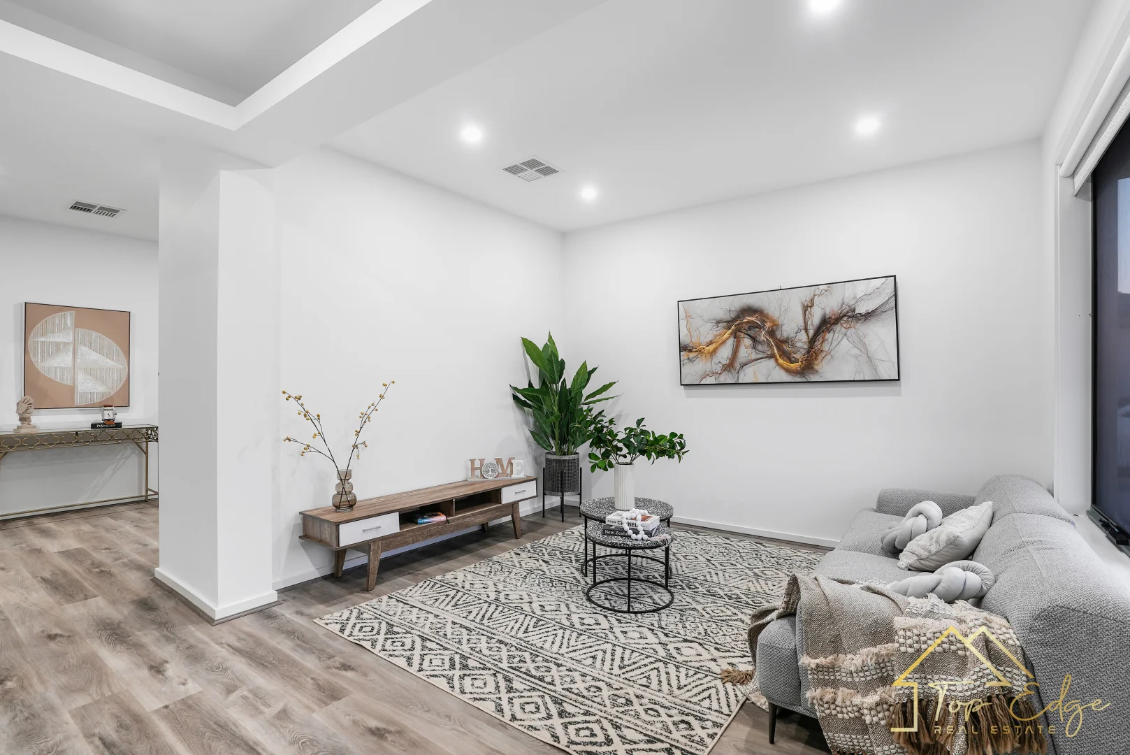 Additional image 4 of 54 Tower Street, Thornhill Park VIC 3335