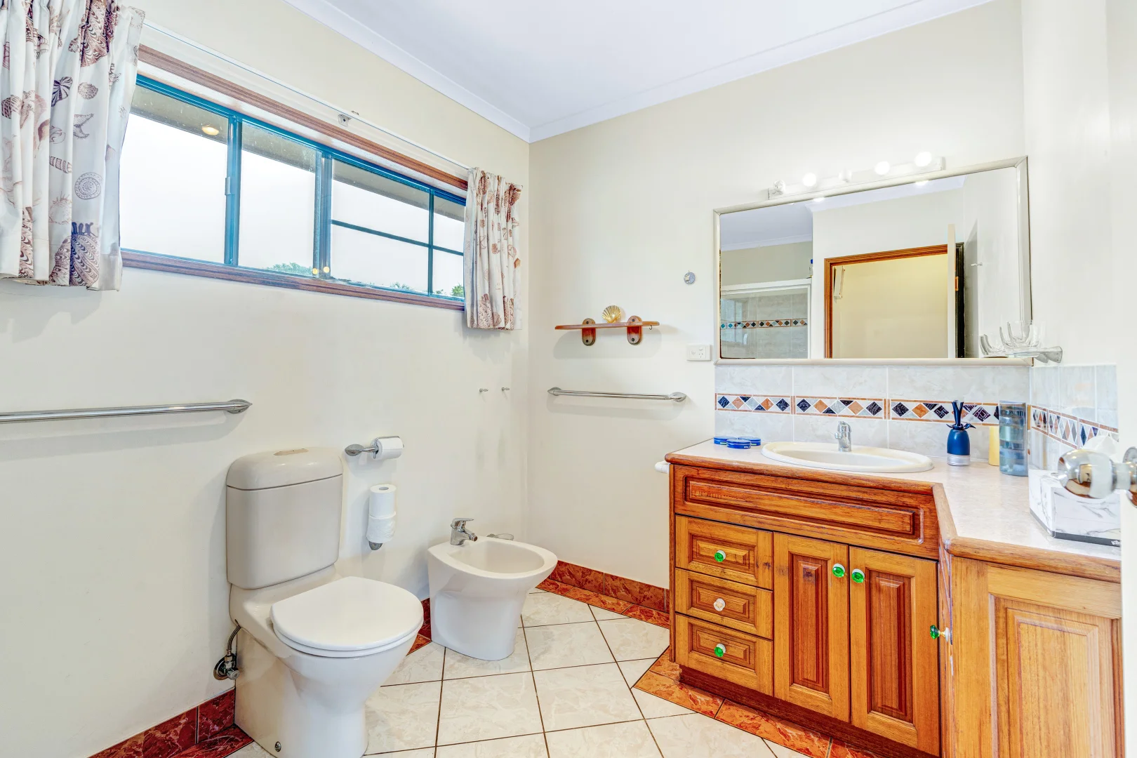 Additional image 18 of 30 Wall St, South Mission Beach QLD 4852