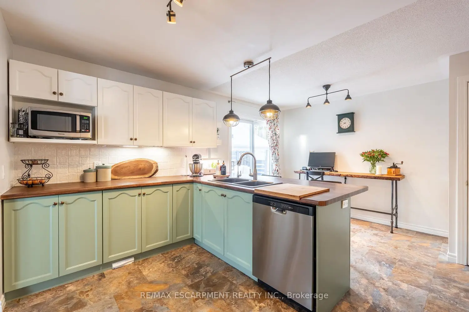 Additional image 5 of 136 Glenariff Drive