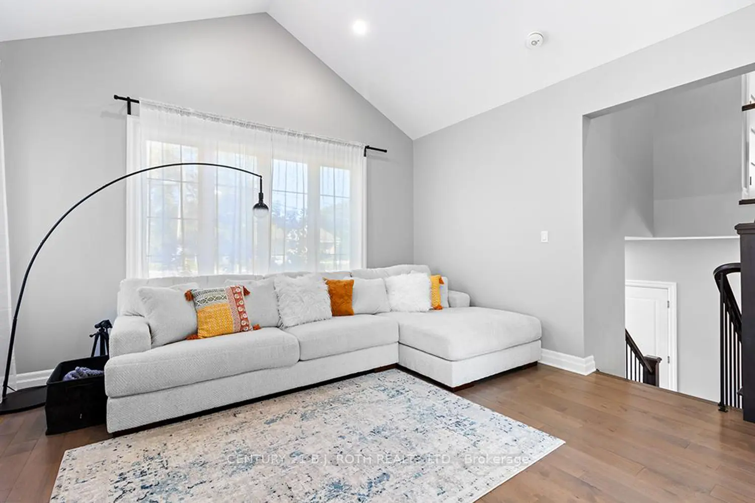 Additional image 6 of 1076 7Th Avenue