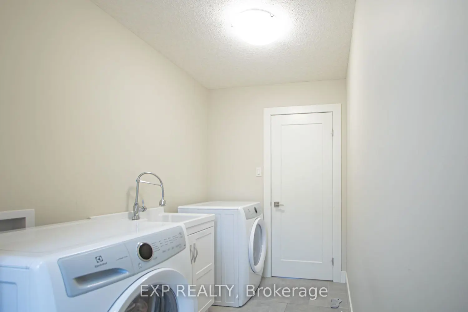 Additional image 13 of 3291 Regiment Road