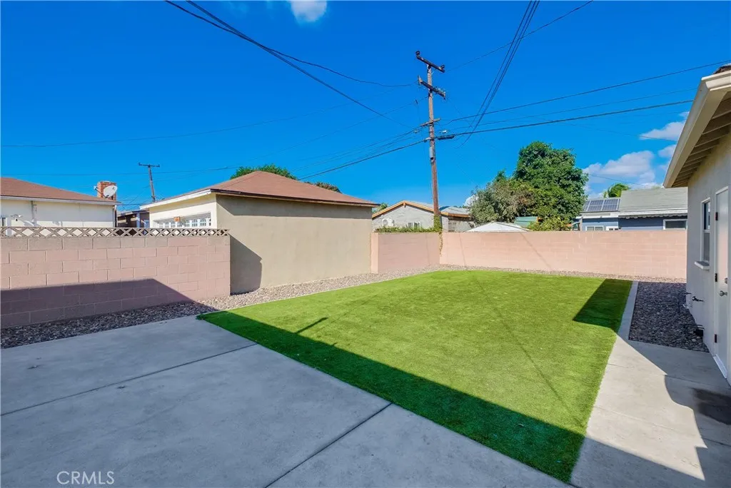 Additional image 39 of 2709 E Van Buren St, Long Beach, CA 90810