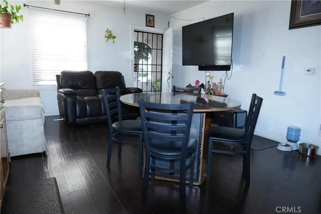 Additional image 40 of 611 W 91st St, Los Angeles, CA 90044