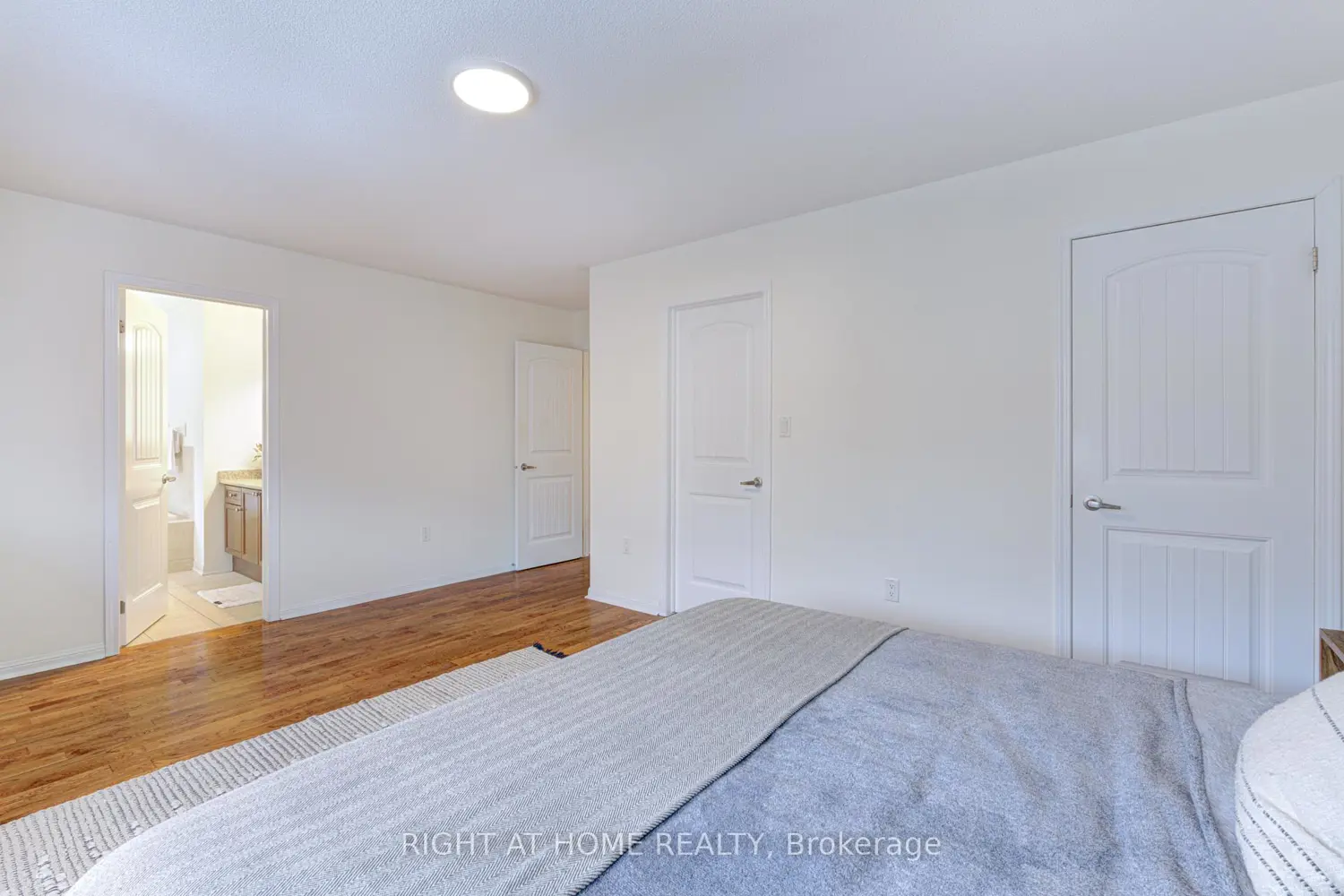 Additional image 15 of 796 Rayner Court