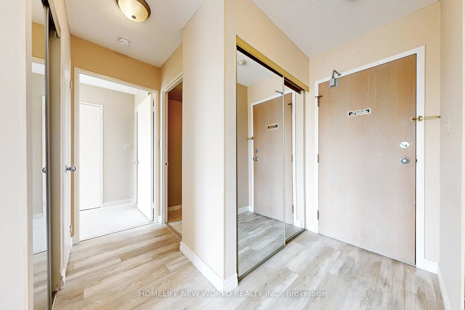 Additional image 5 of 711 Rossland Road 706