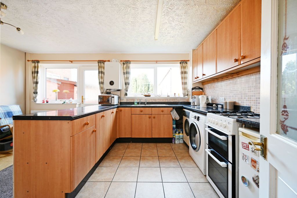 Additional image 7 of 3 bed terraced house for saleAshberry Gardens, Sheffield S6