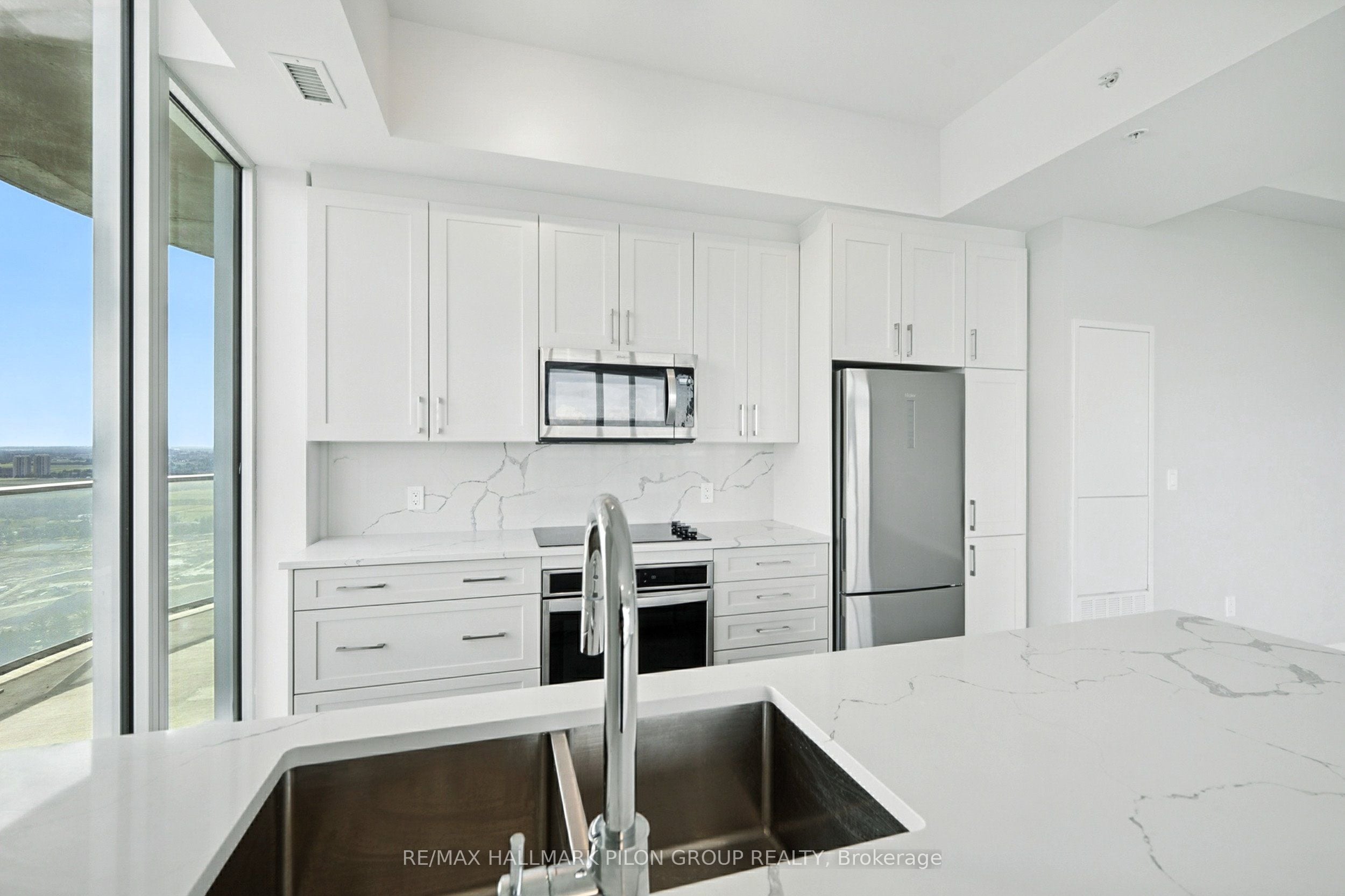 Additional image 6 of 3907-805 Carling Avenue, Ottawa, ON, K1S 5W9