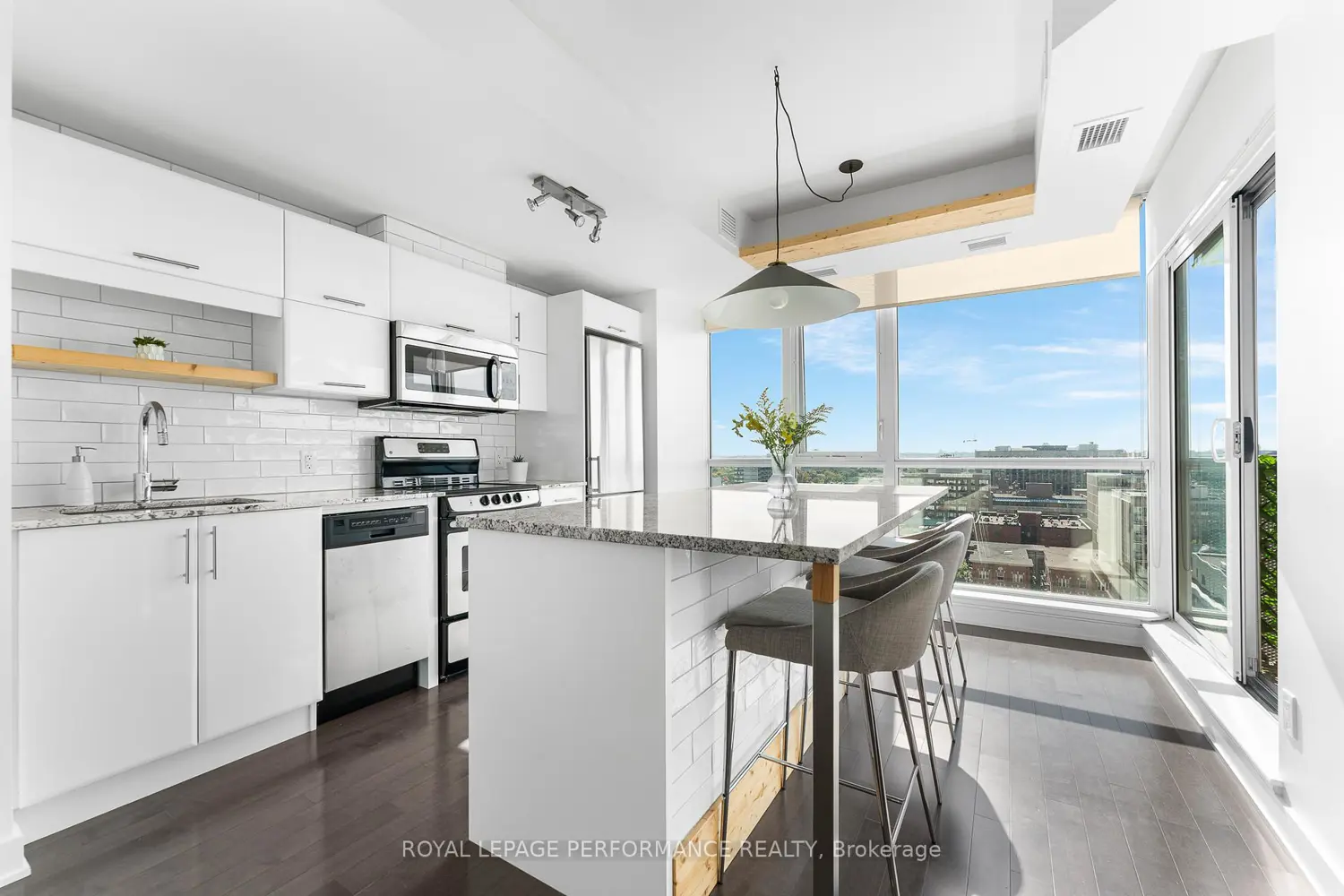 Additional image 4 of 40 Nepean Street 1305