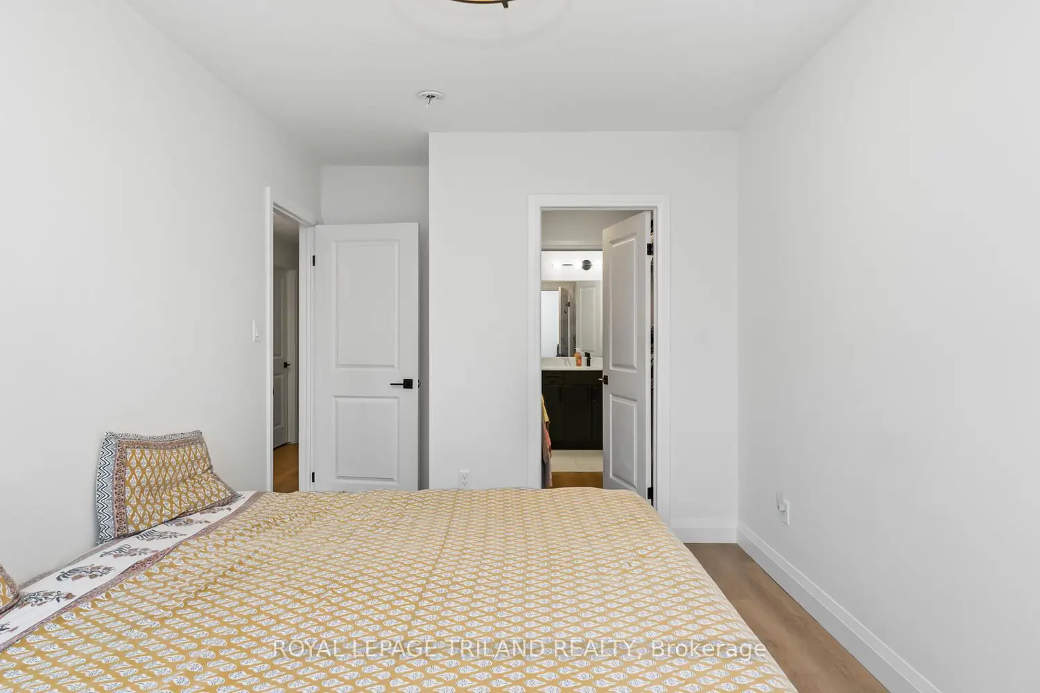 Additional image 12 of 3900 Savoy Street 129