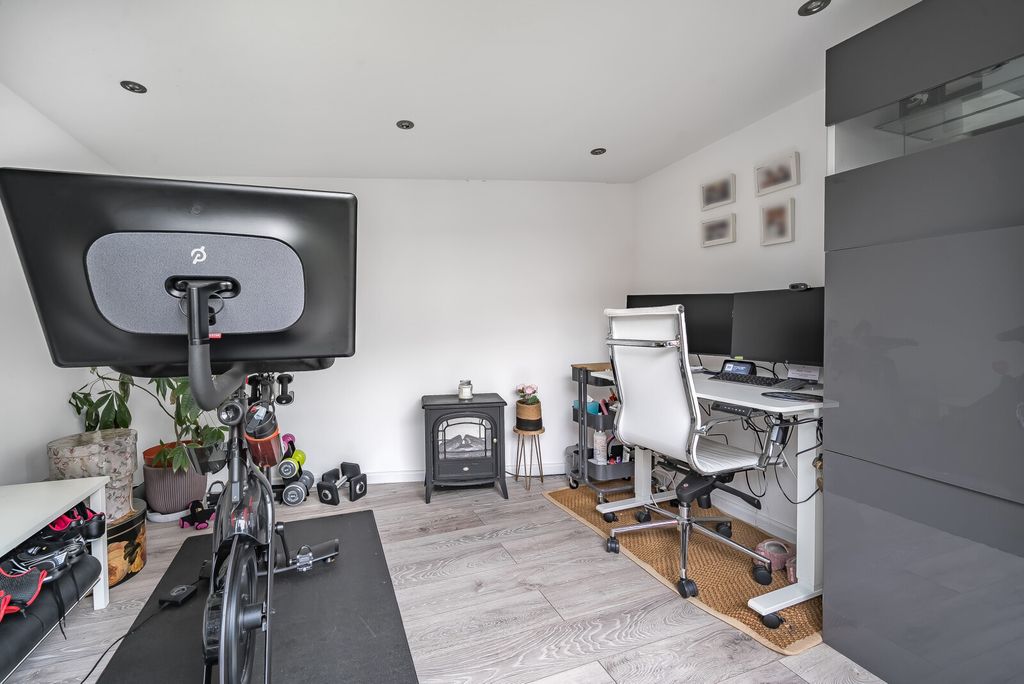 Additional image 20 of 2 bed semi-detached house for saleThames Street, Weybridge KT13