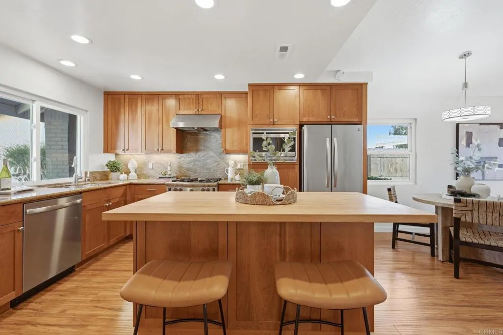 Additional image 30 of 7945 Calle Madrid, Carlsbad, CA 92009