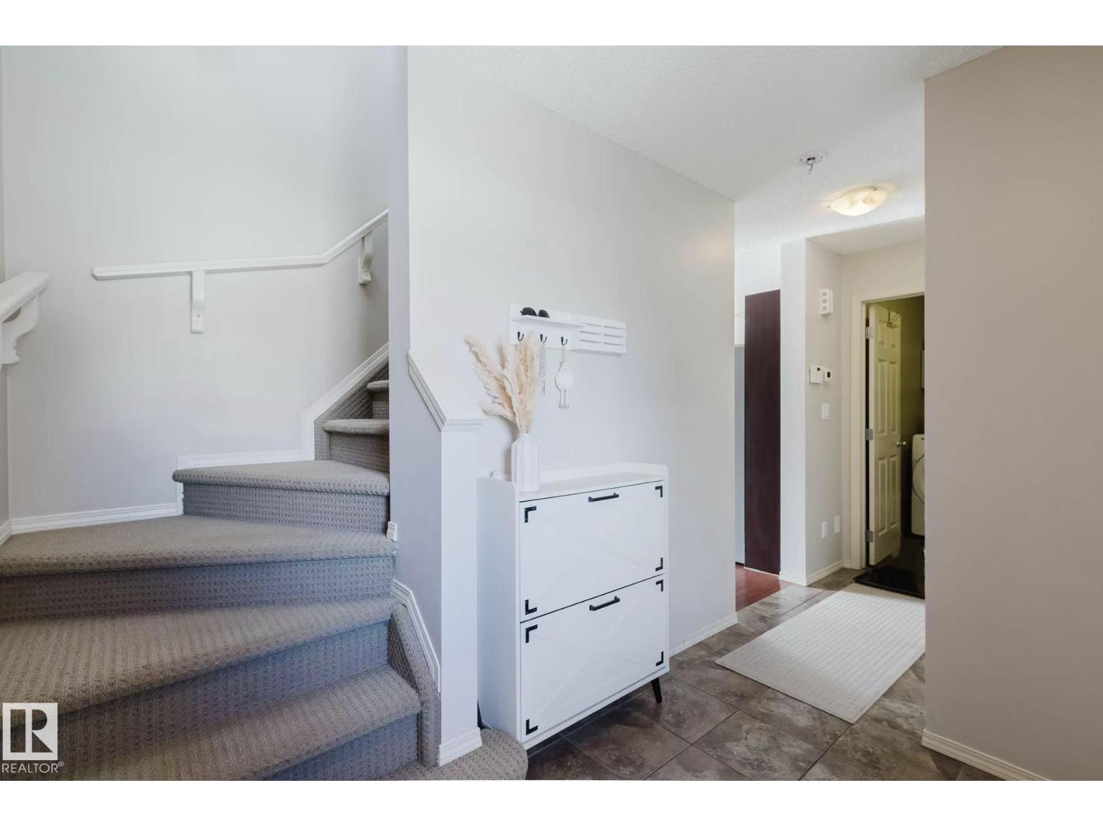 Additional image 2 of 2349 Lemieux Place NW, Edmonton, AB, T6R0C3