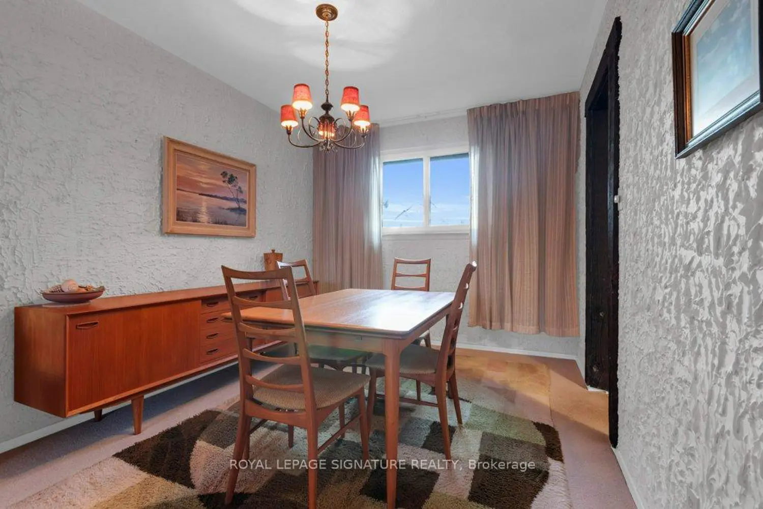 Additional image 7 of 28 Stately Way