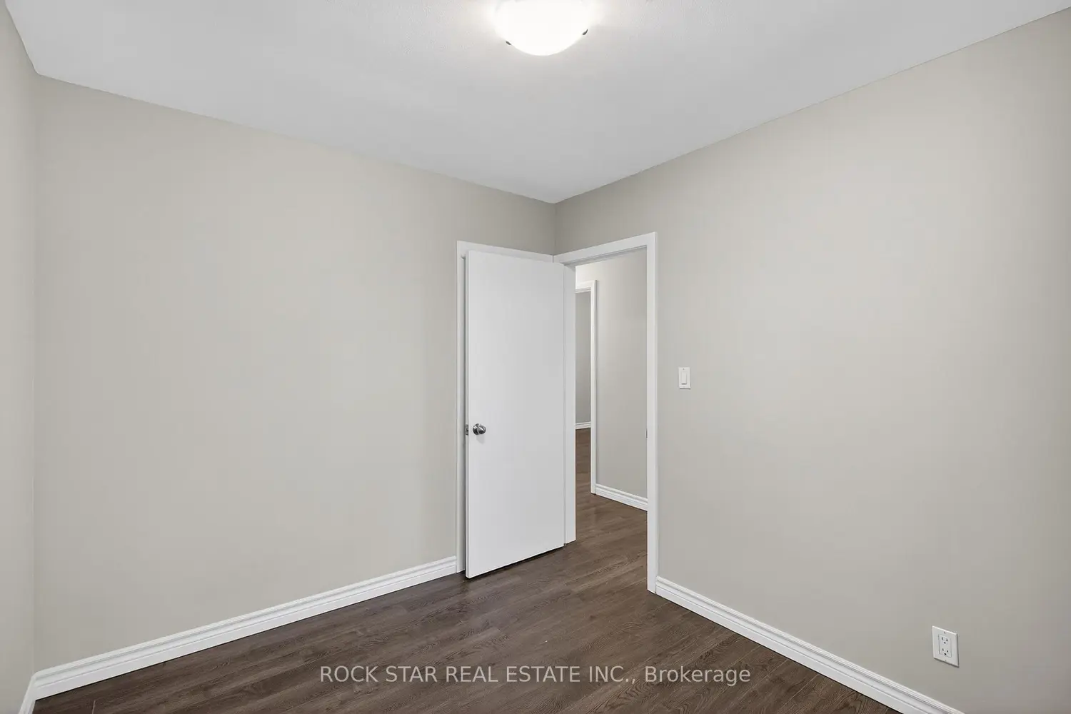 Additional image 16 of 399 East 15Th Street