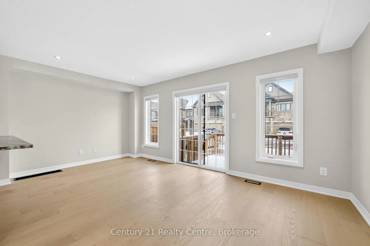 Additional image 7 of 157 South Creek Drive