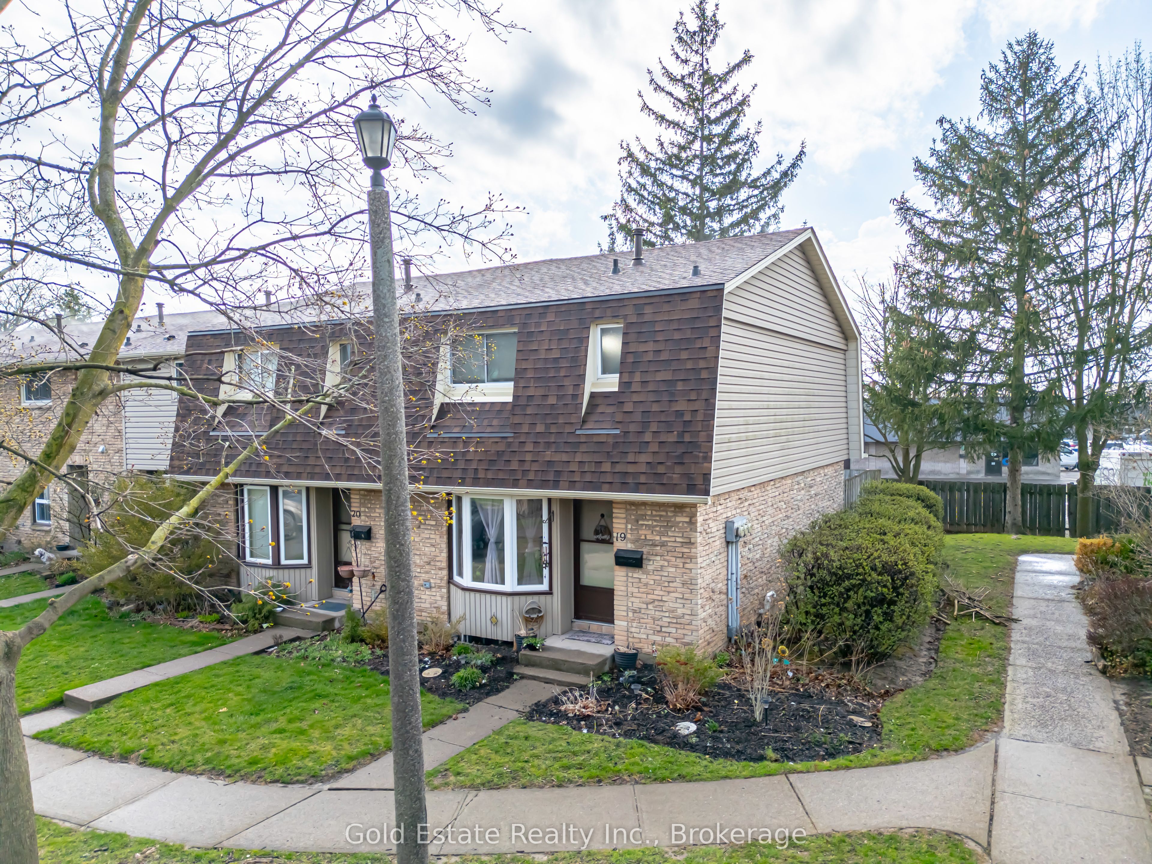 Additional image 3 of 19-18 Barry Street, St. Catharines, ON, L2R 7J6
