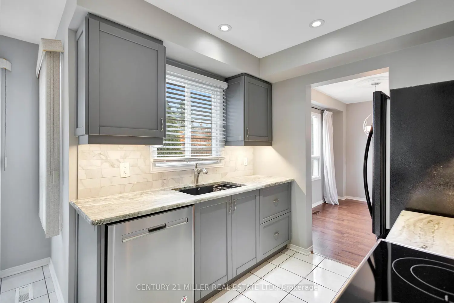 Additional image 8 of 2185 Vista Drive