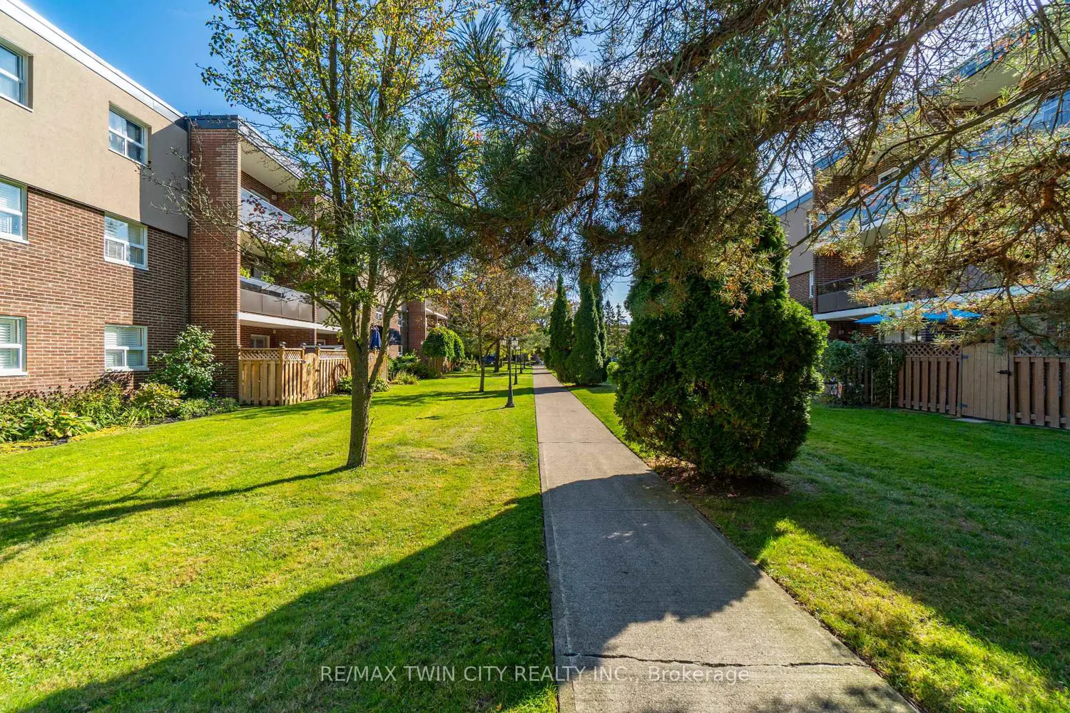 Additional image 15 of 648 Grey Street 305