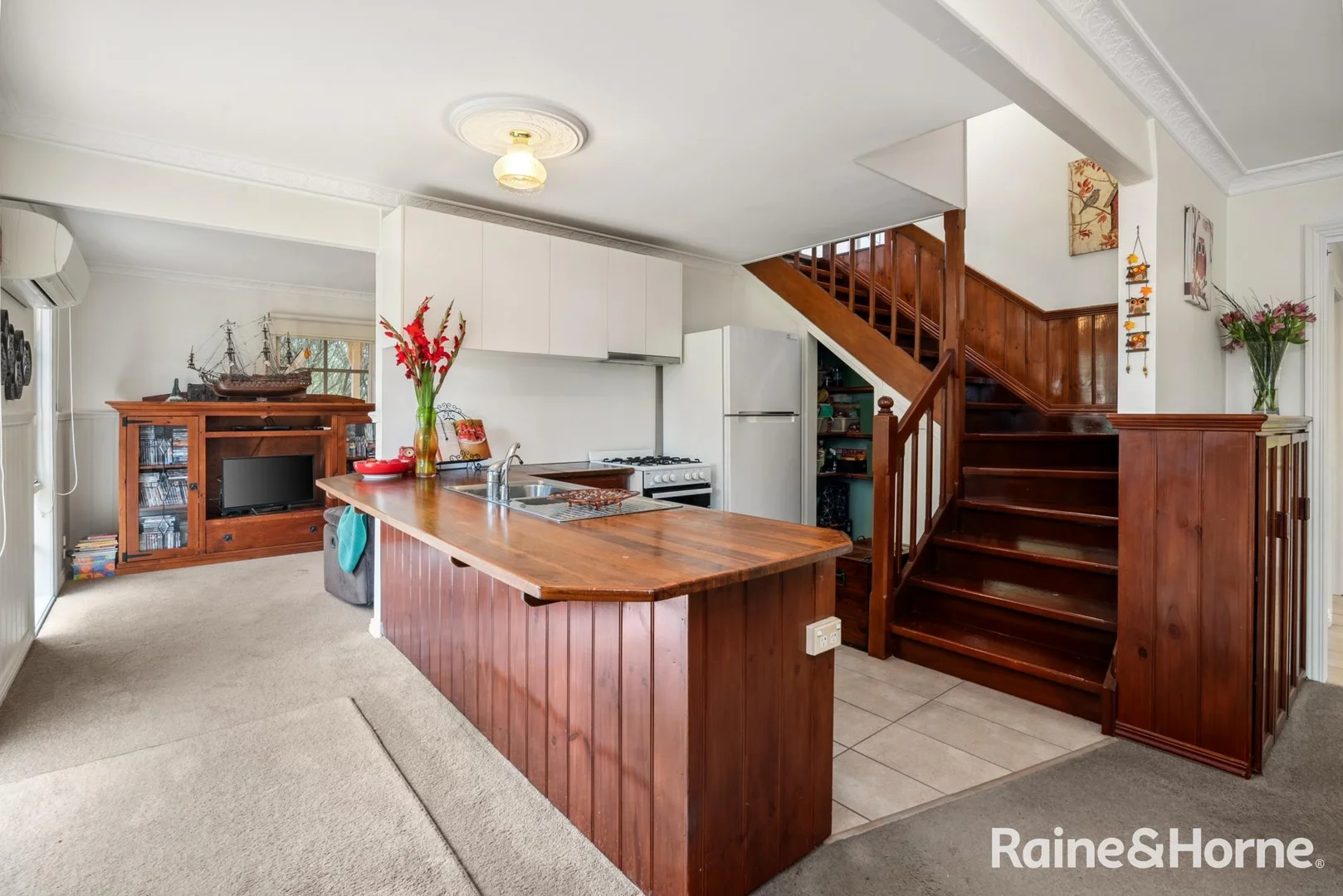 Additional image 7 of 266 Redhill Road, Kyneton VIC 3444