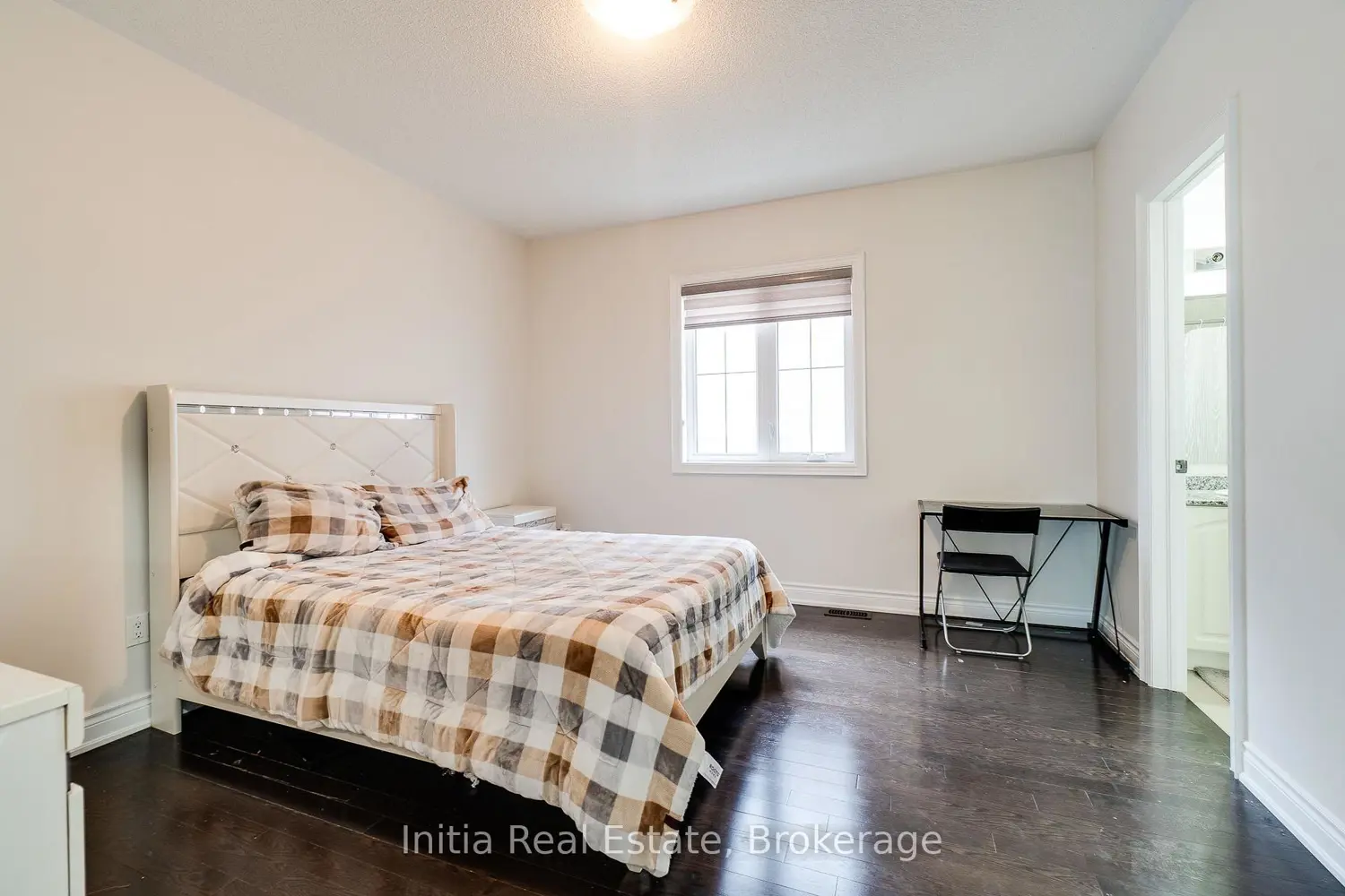 Additional image 12 of 12 Erintown Crescent