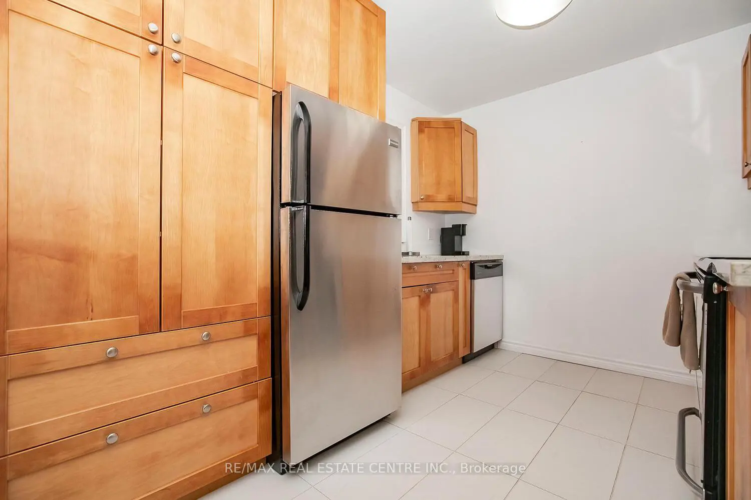 Additional image 7 of 31 Parkview Drive 27