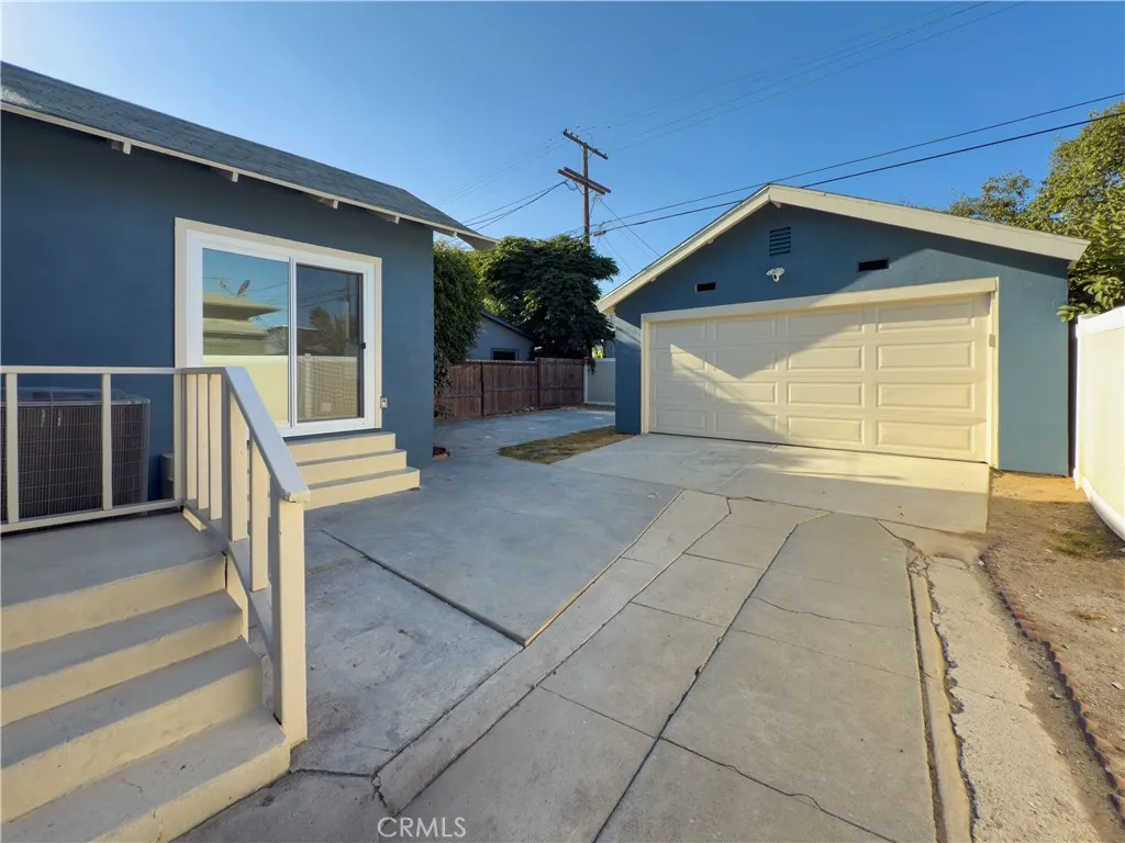 Additional image 15 of 2249 W 30th Street, Los Angeles, CA 90018