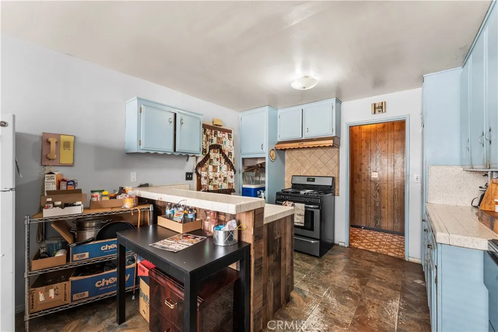 Additional image 54 of 13525 Simshaw Ave, Sylmar, CA 91342