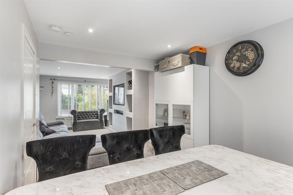 Additional image 7 of 3 bed semi-detached house for saleBreval Crescent, Clydebank G81