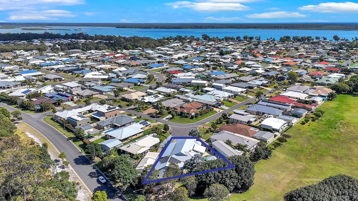 Additional image 2 of 11 Lucas Drive, Burrum Heads QLD 4659