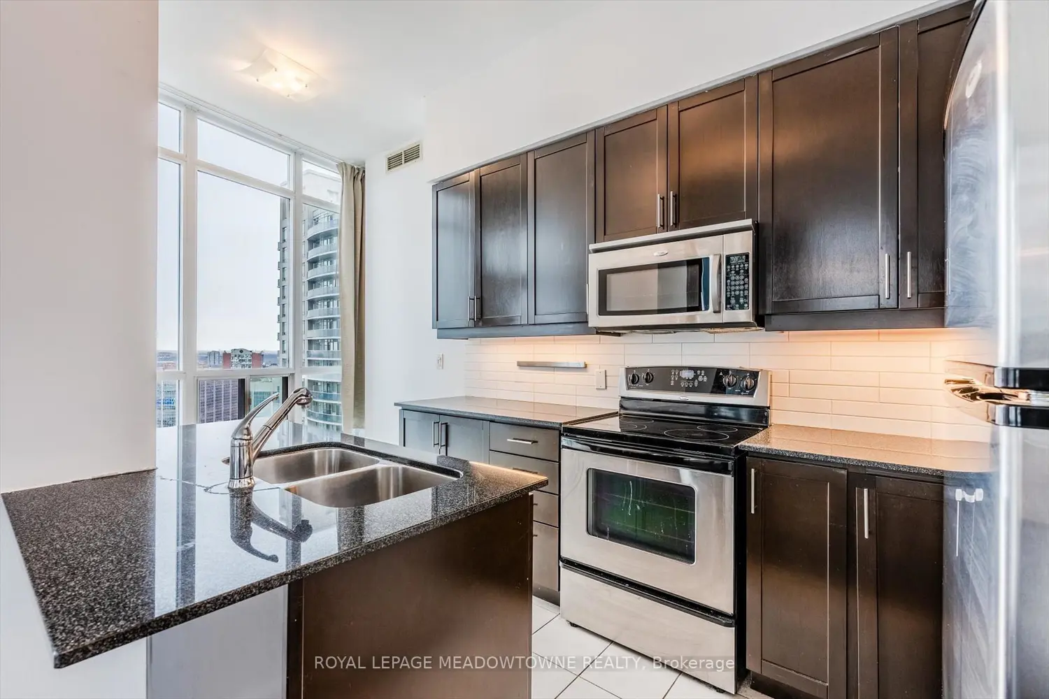 Additional image 8 of 70 Absolute Avenue 2906