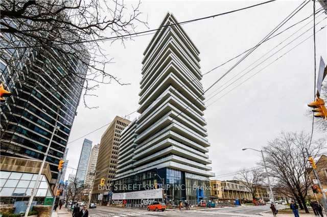 718-57 St Joseph Street, Toronto, ON, M5S 0C5