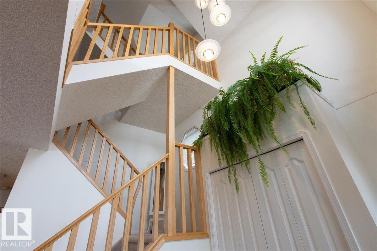 Additional image 5 of 9615 101 Street NW, Edmonton, AB, T5K0W7