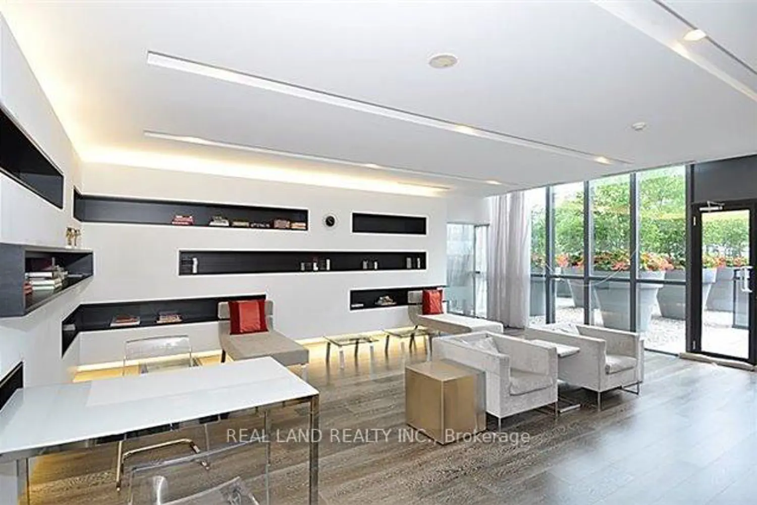 Additional image 17 of 110 Charles Street 4005