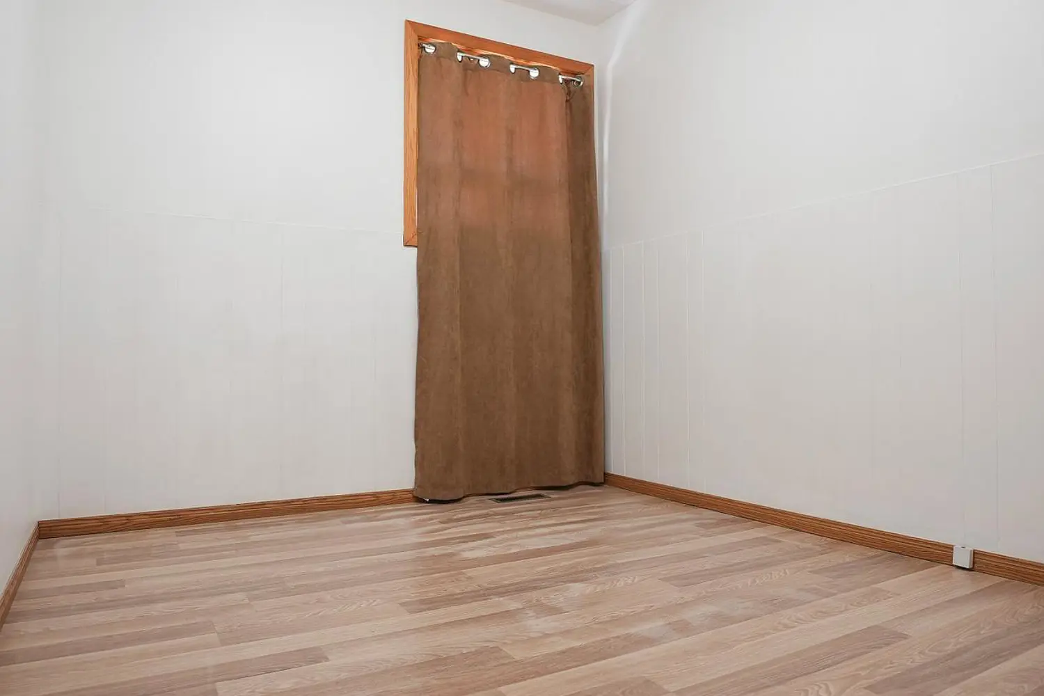 Additional image 9 of 67 Sutherland Avenue