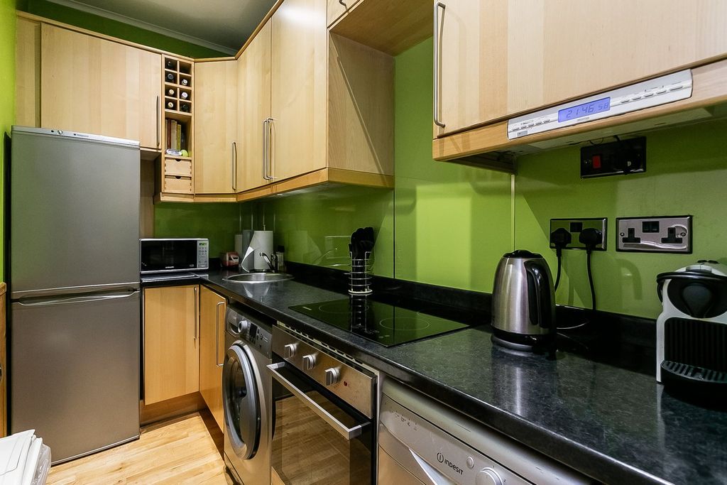 Additional image 8 of 2 bed flat for saleEaster Road, Easter Road, Edinburgh EH7