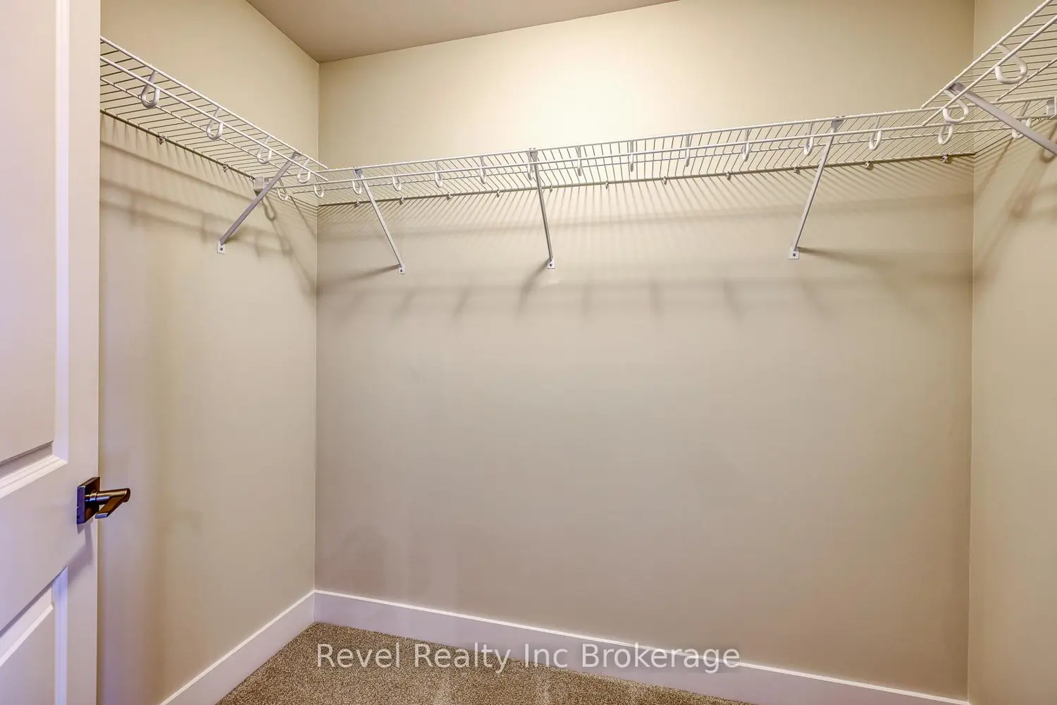 Additional image 14 of 455 Gillespie Street