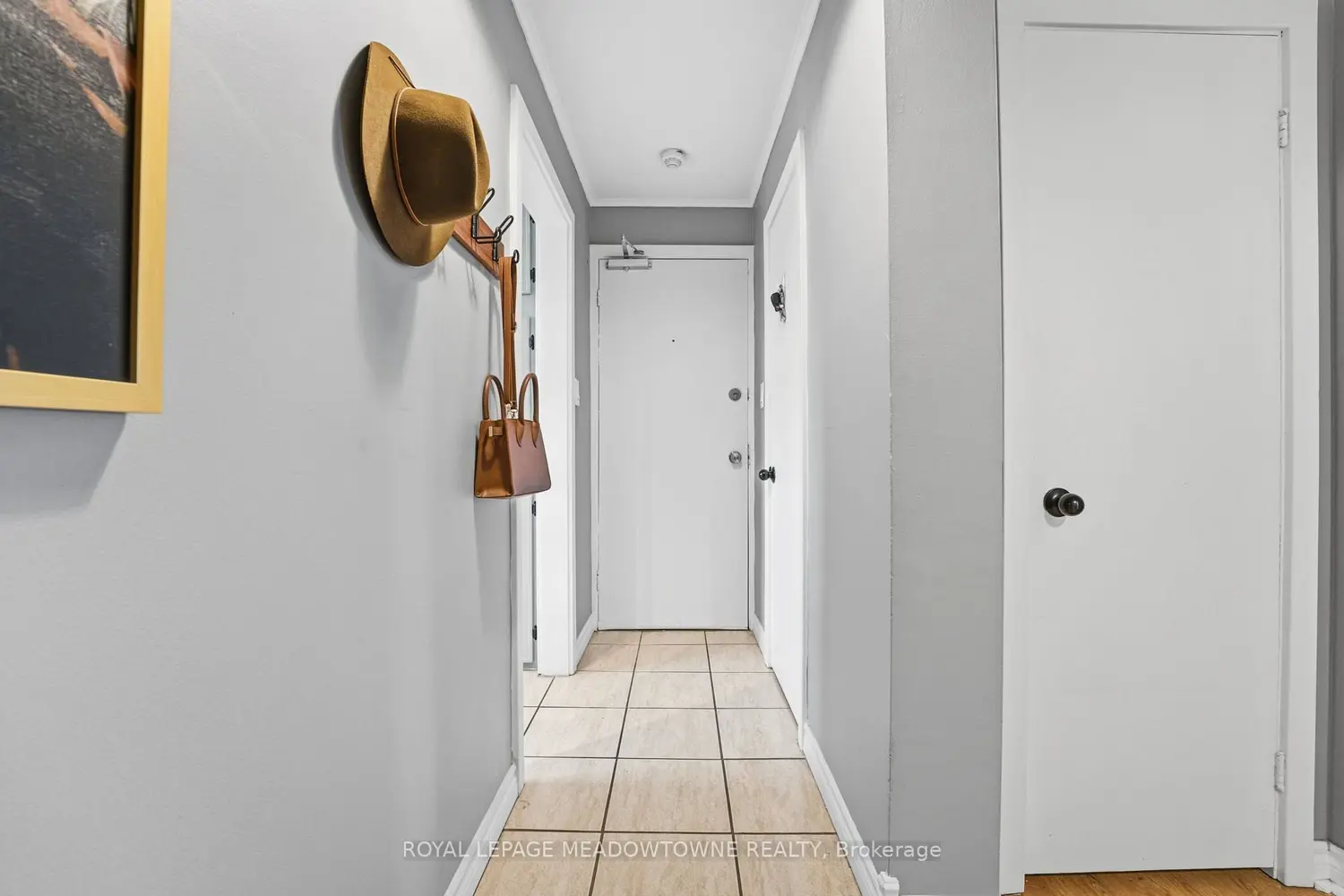 Additional image 9 of 1351 Lakeshore Road 15