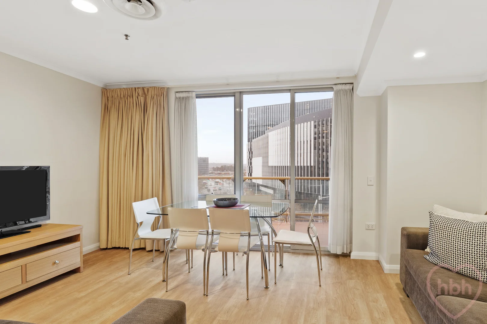 Additional image 2 of 410/2 Akuna Street, City ACT 2601