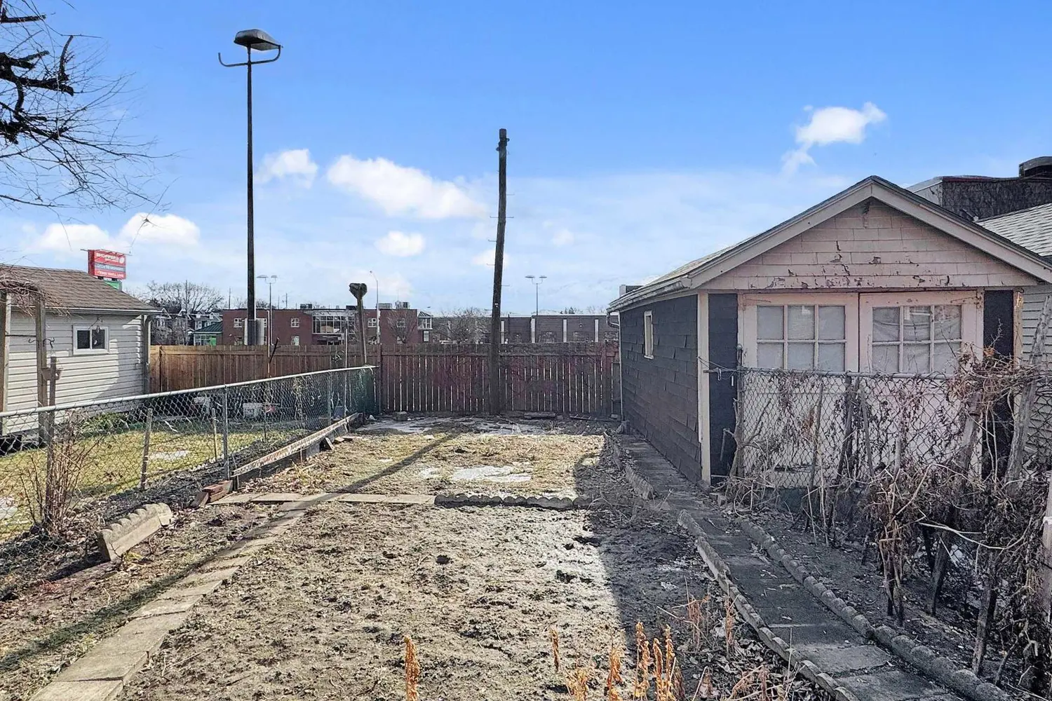 Additional image 20 of 371 Strathmore Boulevard