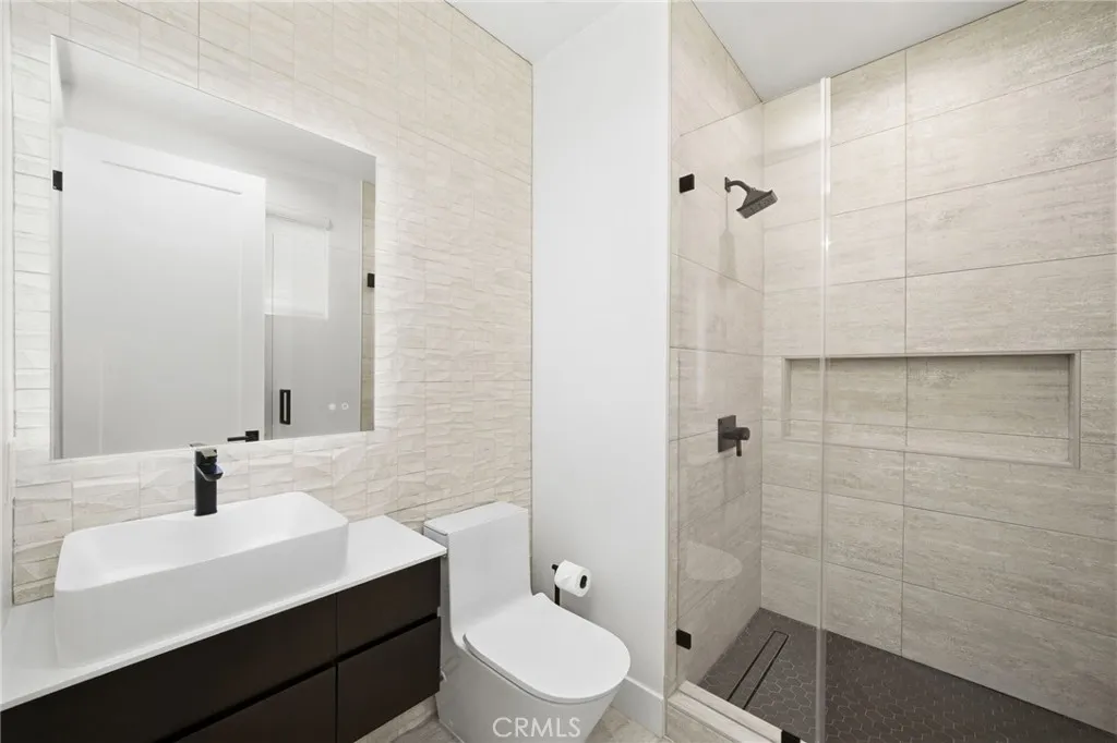 Additional image 68 of 12840 S Seaglass Circle, Los Angeles, CA 90094