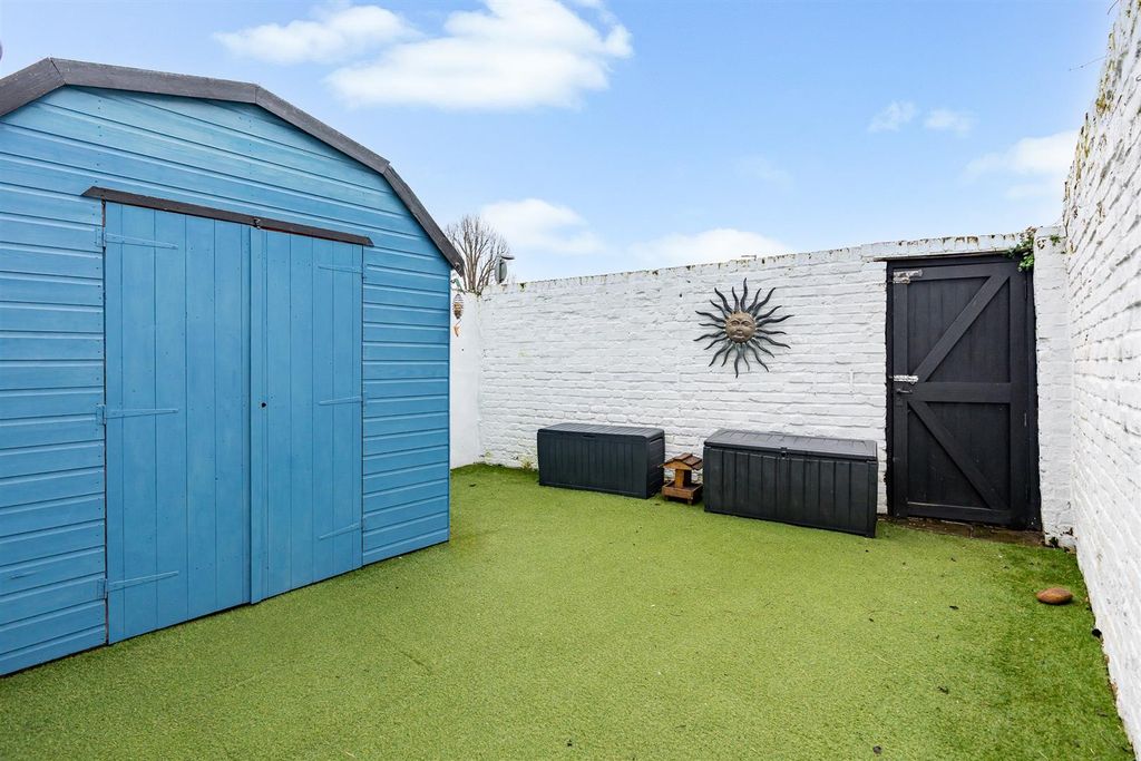 Additional image 26 of 3 bed semi-detached house for saleNorth Road, Hertford SG14